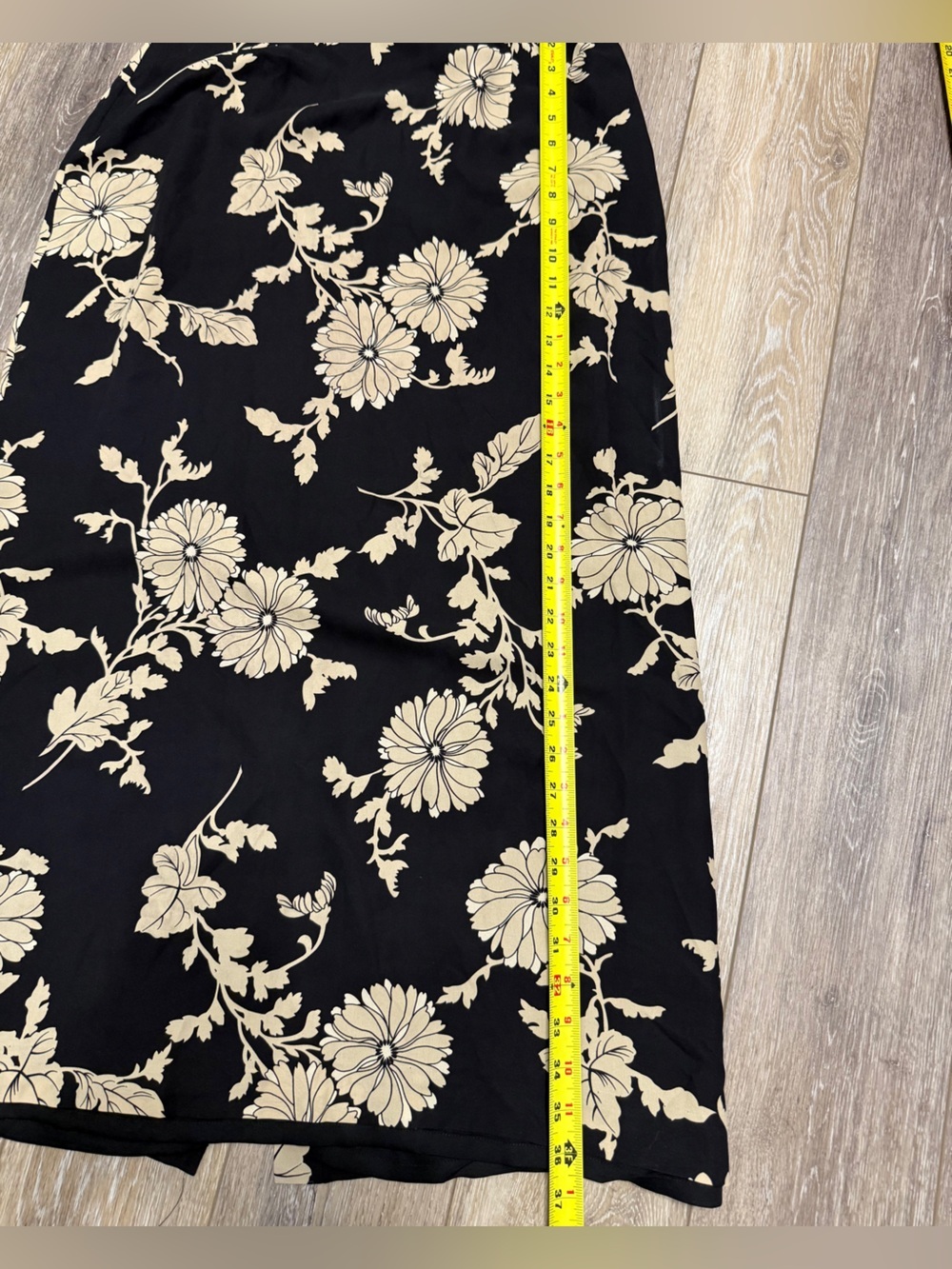 Casual Corner Black Silk Maxi Skirt Cream Floral Print Size 12 Flowy